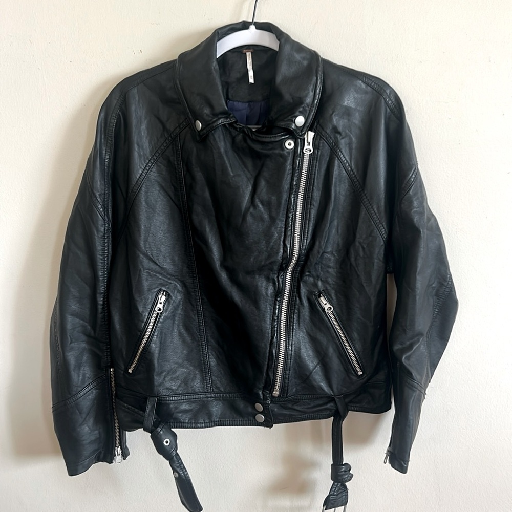 FREE PEOPLE XS vegan leather jacket